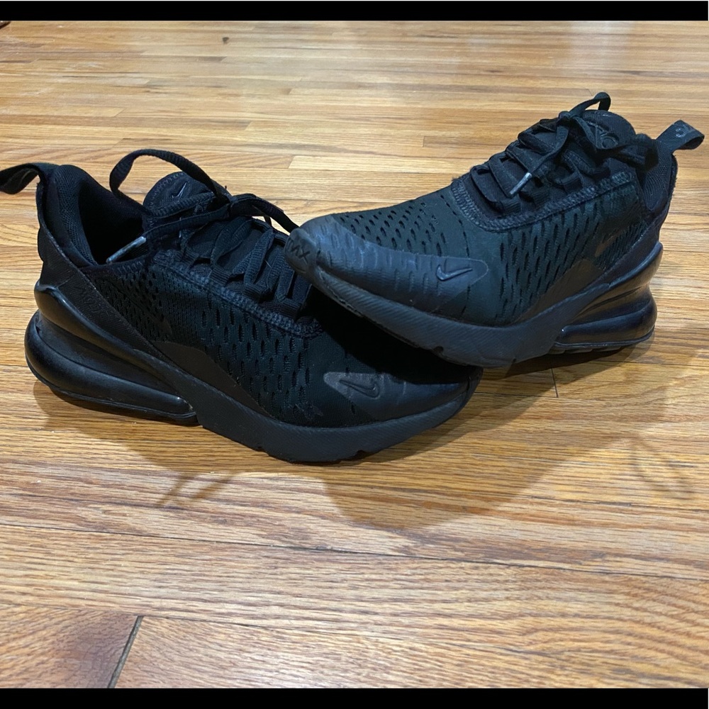 Nike Youth Tennis Shoes